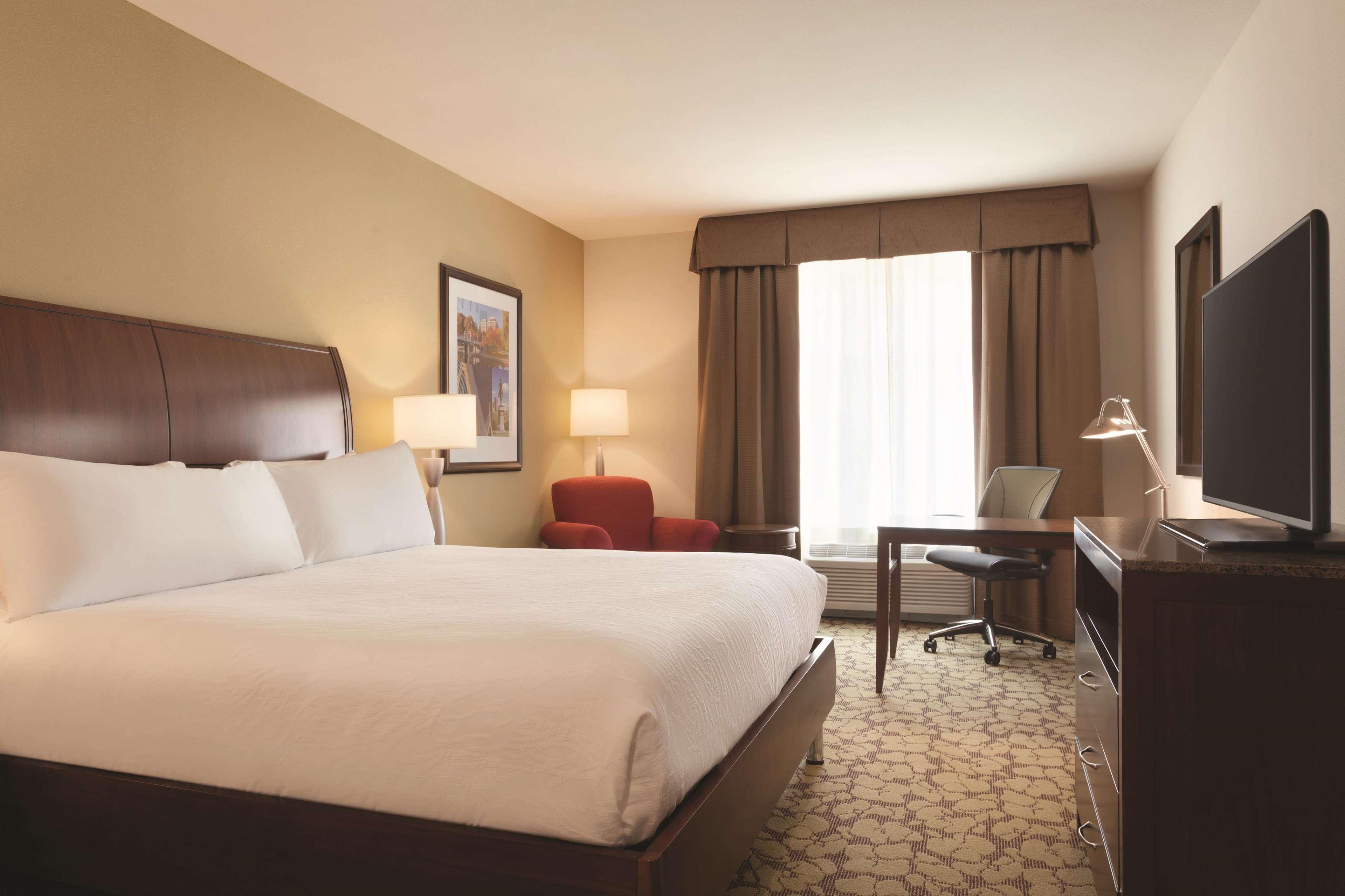 Hilton Garden Inn Boston Logan Airport מראה חיצוני תמונה