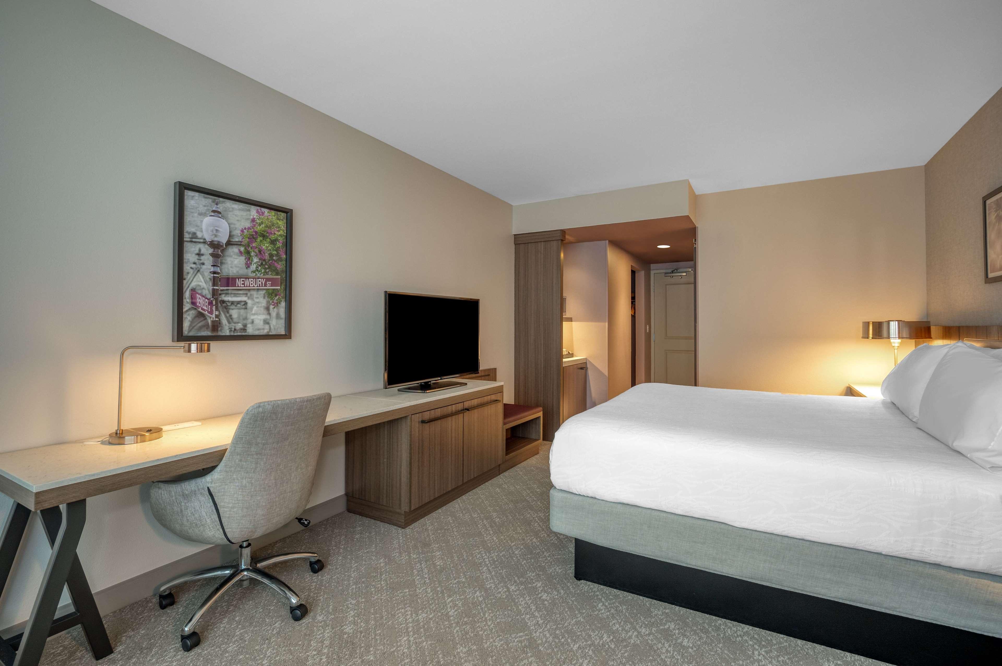 Hilton Garden Inn Boston Logan Airport מראה חיצוני תמונה