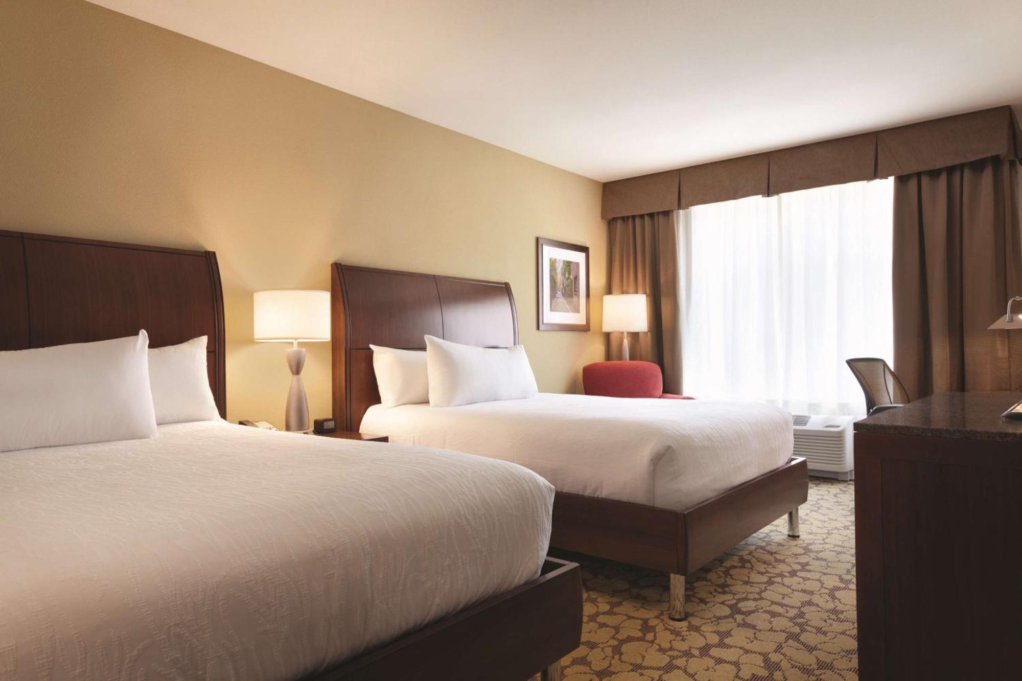 Hilton Garden Inn Boston Logan Airport מראה חיצוני תמונה