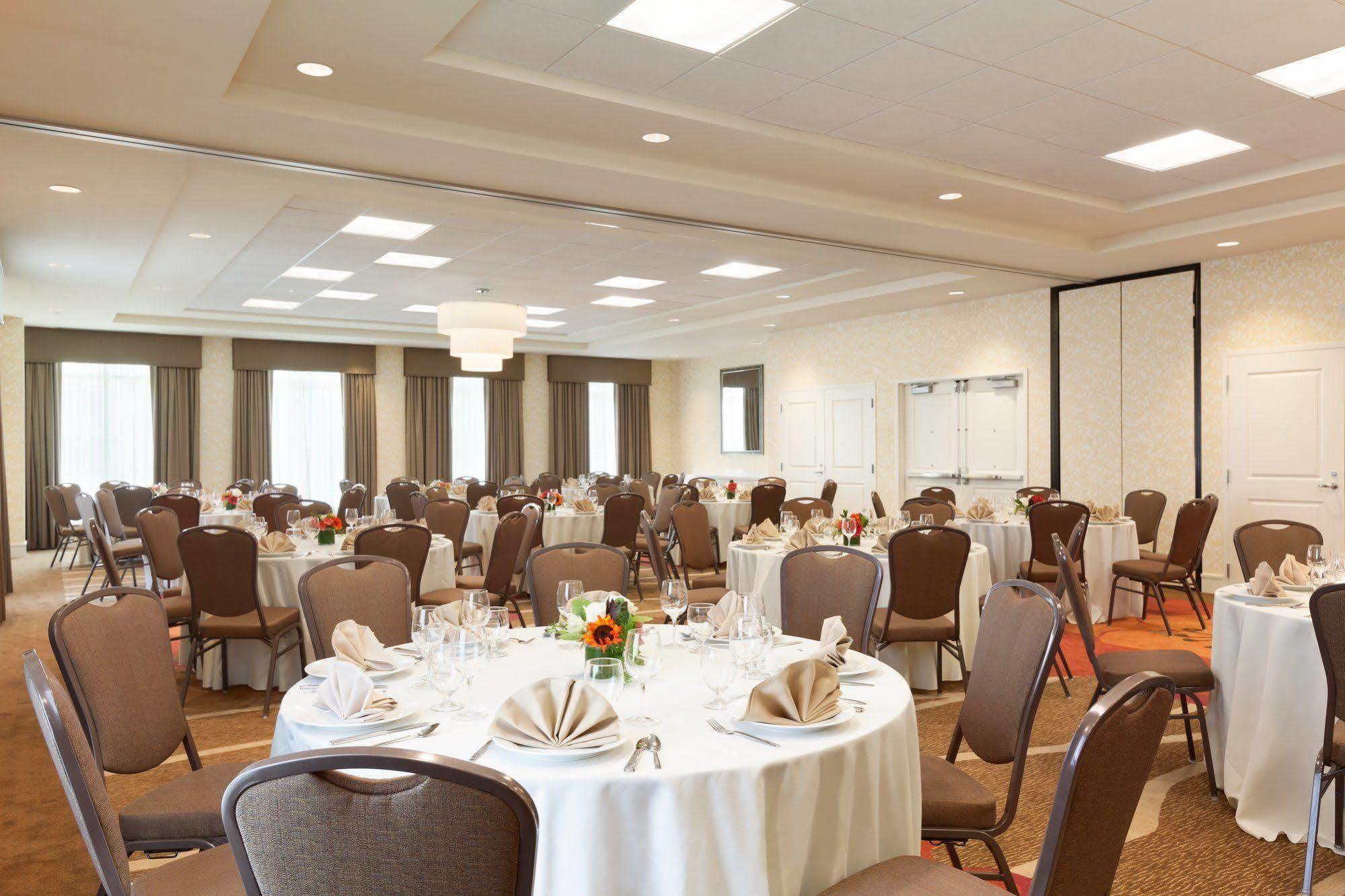 Hilton Garden Inn Boston Logan Airport מראה חיצוני תמונה